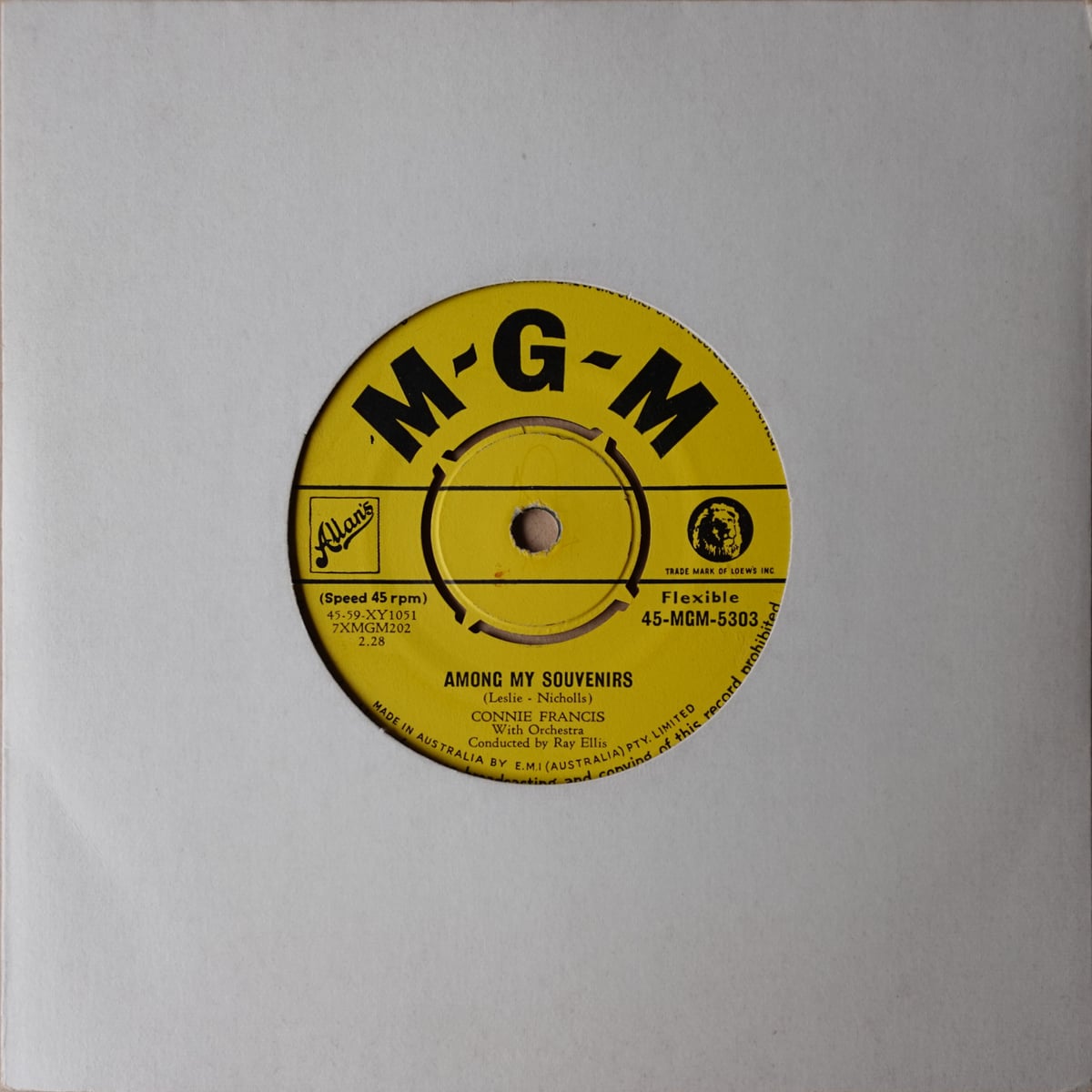Connie Francis – Among My Souvenirs / God Bless America vinyl cover