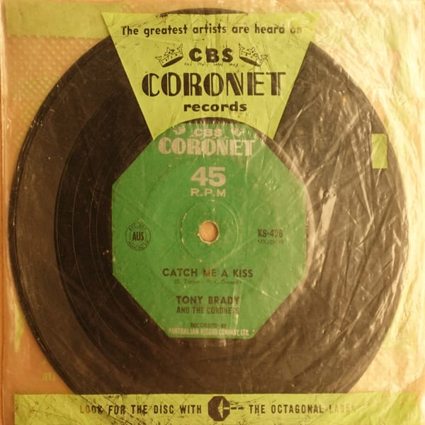 Tony Brady – Catch Me A Kiss vinyl cover